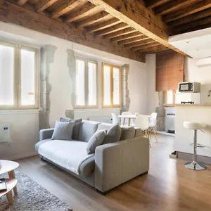 Appartamento Au Coeur De La Vieille, Annecy